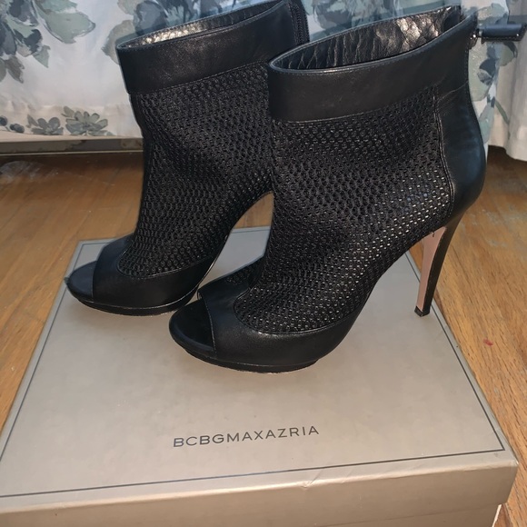 BCBGMAX mesh bootie - Picture 1 of 4